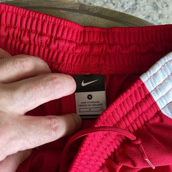 Nike Red & White Mens Mesh Basketball Shorts sz. S - Picture 3 of 5